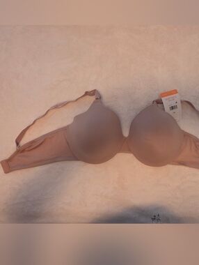 Warner’s Nude Underwire Bra Lightly Lined 38B NWT